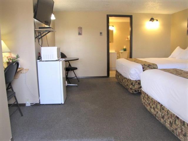 Bear Country Inn And Suites Mountain View Экстерьер фото