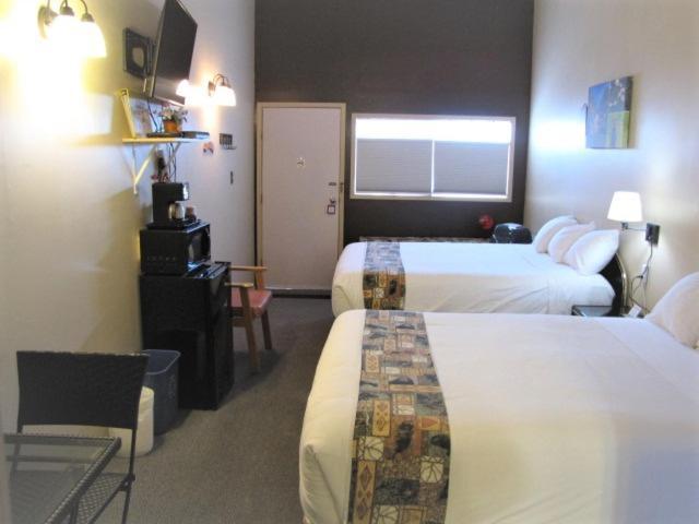 Bear Country Inn And Suites Mountain View Экстерьер фото