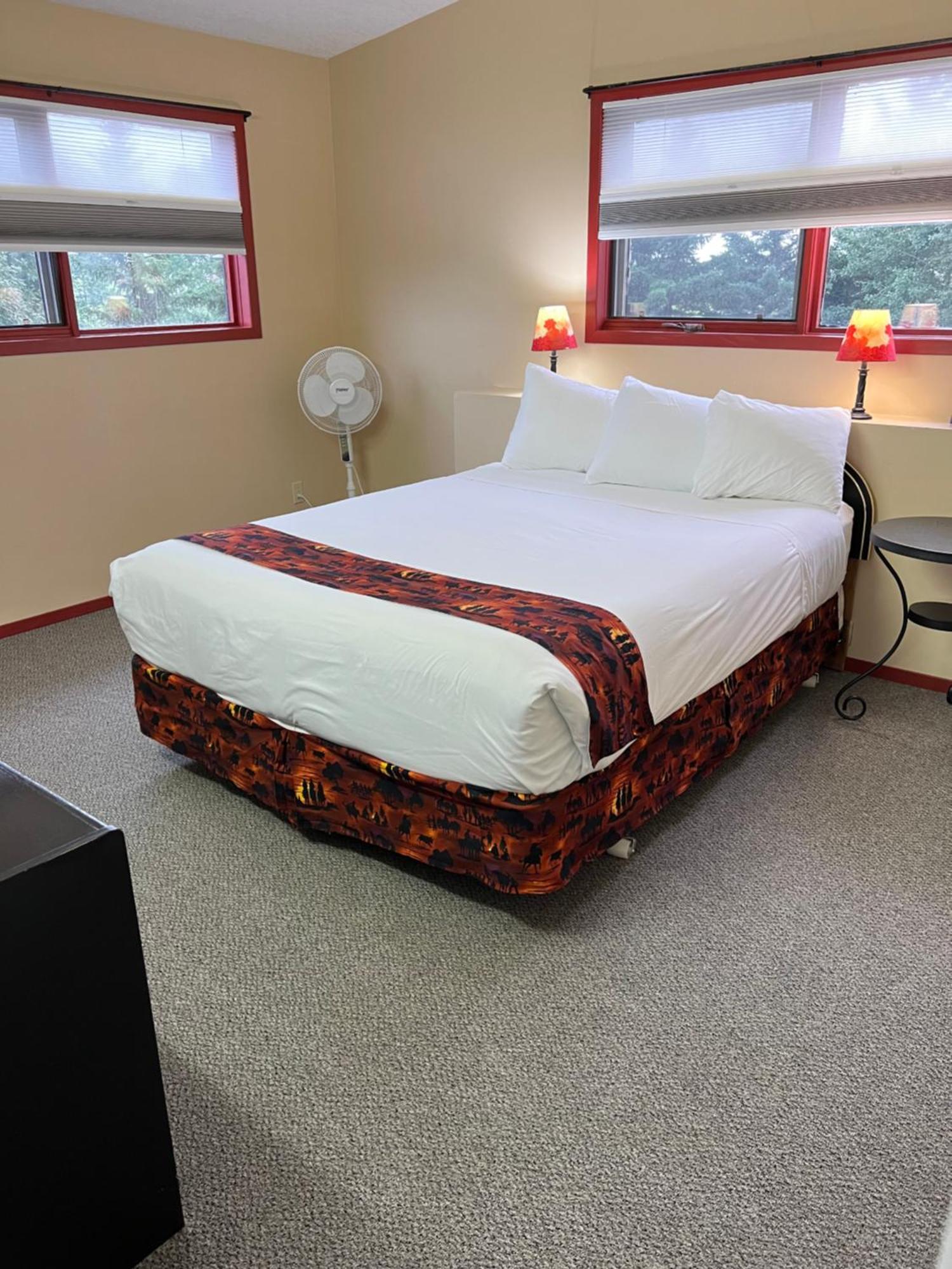 Bear Country Inn And Suites Mountain View Экстерьер фото